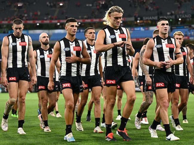 Collingwood may have lost the game, but still got to unfurl a flag. Picture: Getty