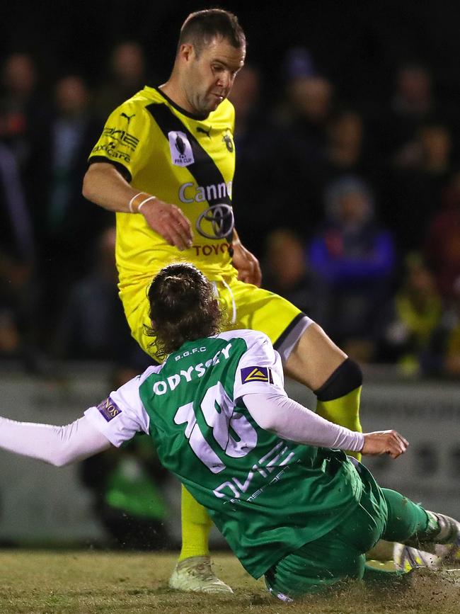 Reuben Way in action for Heidelberg United.