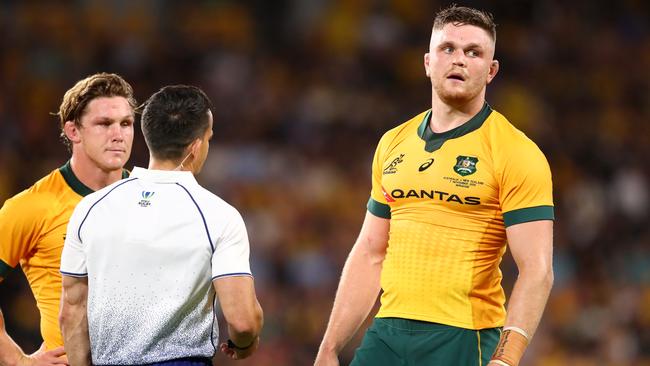 BRISBANE, AUSTRALIA – NOVEMBER 07: Lachlan Swinton of the Wallabies is sent off during the 2020 Tri-Nations match between the Australian Wallabies and the New Zealand All Blacks at Suncorp Stadium on November 07, 2020 in Brisbane, Australia. (Photo by Chris Hyde/Getty Images)