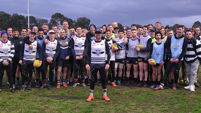 Brent Marshall celebrates game 200 for Bundoora. Picture: Ben Higgins