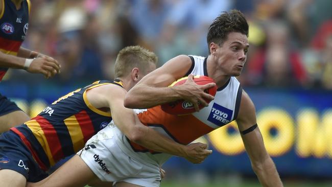 Leon Cameron is unfazed by talk that Josh Kelly could be leaving the Giants. Photo: AP Image/David Mariuz