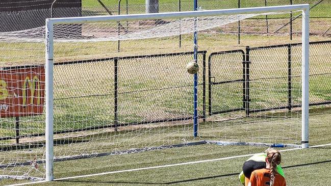 The controversial 'no goal' in the M-League Womens grand final. Picture: Facebook/Wim Kantona