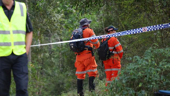 GIN GIN, AUSTRALIA- NewsWire Photos- MAY 24, 2025. Police and SES conduct a search in Good Night Scrub National Park looking for the missing 17 year old Pheobe Bishop. Picture: Adam Head/ NewsWire