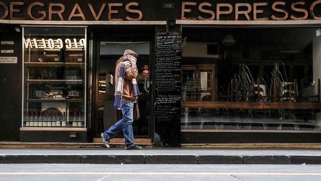 Forcing public servants back to their city offices is the key to breathing life back into languishing Melbourne. Picture: Ian Currie