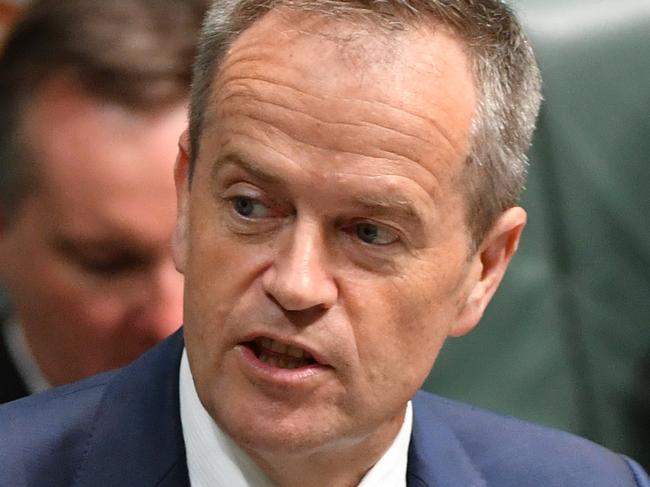 Leader of the Opposition Bill Shorten during a motion on Section 18C of the Racial Discrimination Act in the House of Representatives at Parliament House in Canberra, Wednesday, March 22, 2017. (AAP Image/Mick Tsikas) NO ARCHIVING