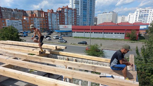 Work to rebuild a home in Ukraine. Picture: Hamish Stirling