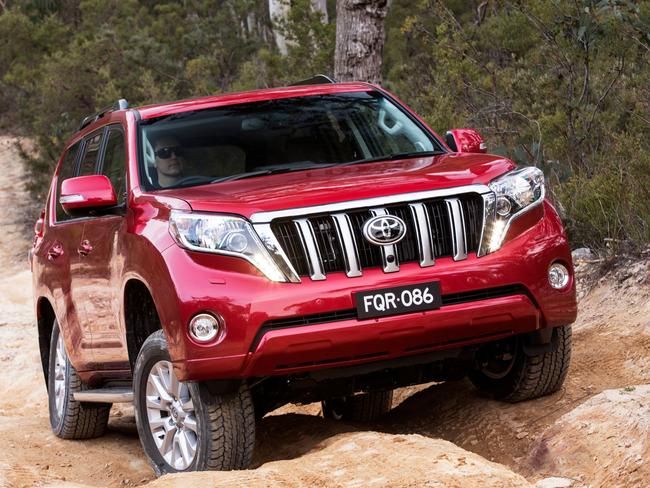 Quest - Bush to Beach - Torque Toyota - Advertising feature. Toyota Prado Kakadu.