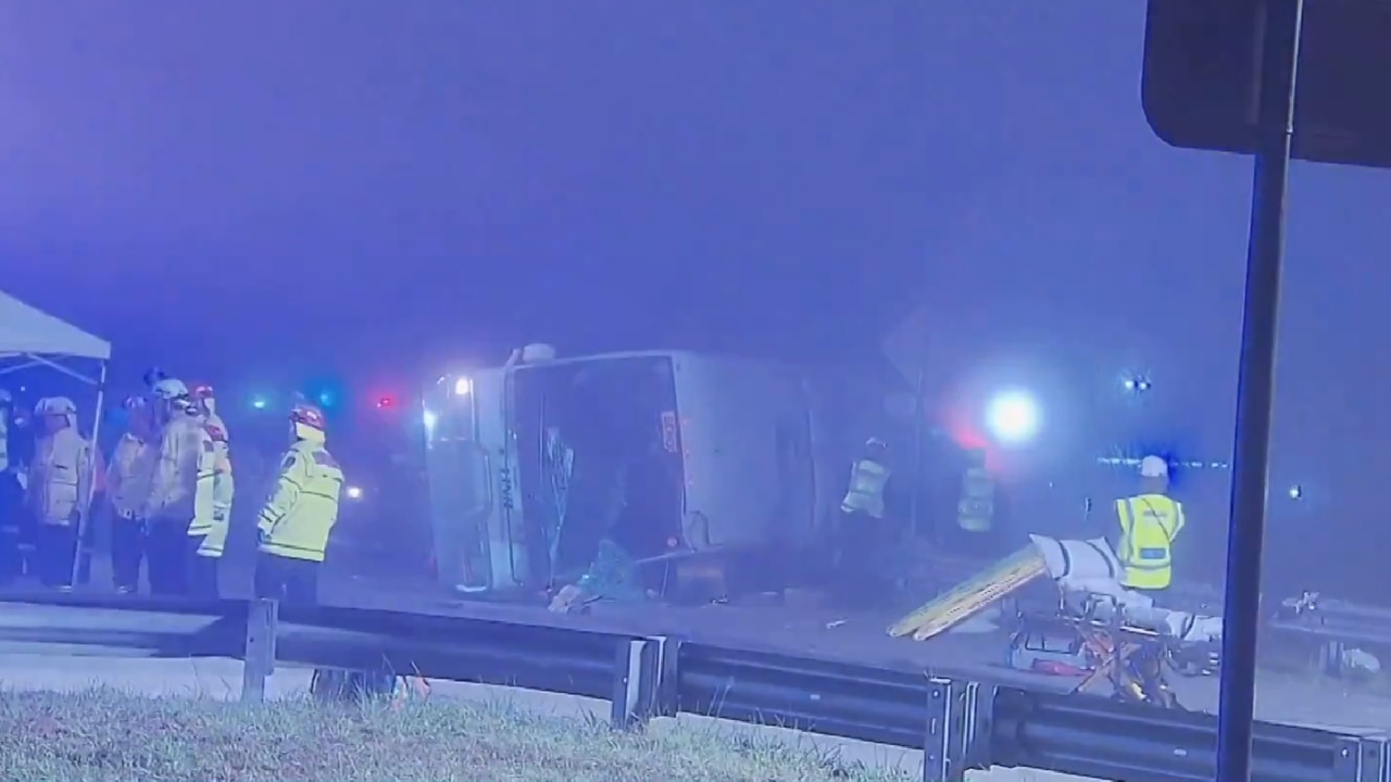 10 killed and 11 injured in Hunter Valley bus crash