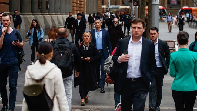 SYDNEY, AUSTRALIA - NewsWire Photos SEPTEMBER 12, 2024: City workers make the morning commute on Thursday. Picture: NewsWire / Nikki Short