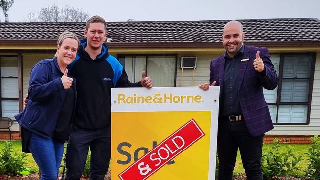 Sophie Logan and Kel Rumble with Dubbo real estate agent Brentley Goodwin. Picture: Facebook