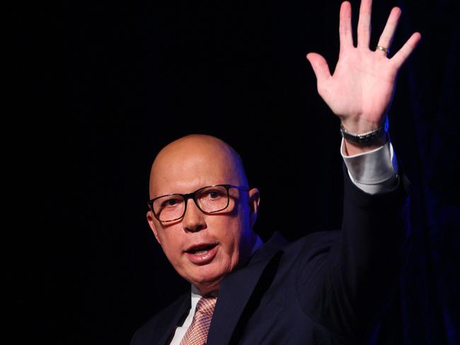 Australia's Opposition Leader Peter Dutton waves after conceding defeat in the general election at the Liberal Party election night event in Brisbane on May 3, 2025. Australia's right-leaning opposition leader Peter Dutton conceded defeat in a general election on May 3, saying he had spoken to Prime Minister Anthony Albanese. (Photo by Patrick Hamilton / AFP)