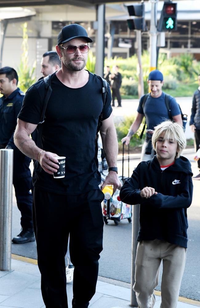 Hemsworth was with his kids, but his wife was nowhere to be seen. Picture: Backgrid