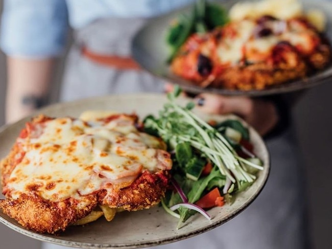 Chicken Parmigiana images Chicken ParmiNags Head Hotel - Parmi