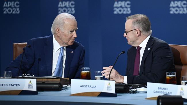 Anthony Albanese and US President Joe Biden speak during a roundtable meeting with World leaders attending the Asia-Pacific Economic Cooperation (APEC) Leaders' Week in San Francisco. Picture: AFP