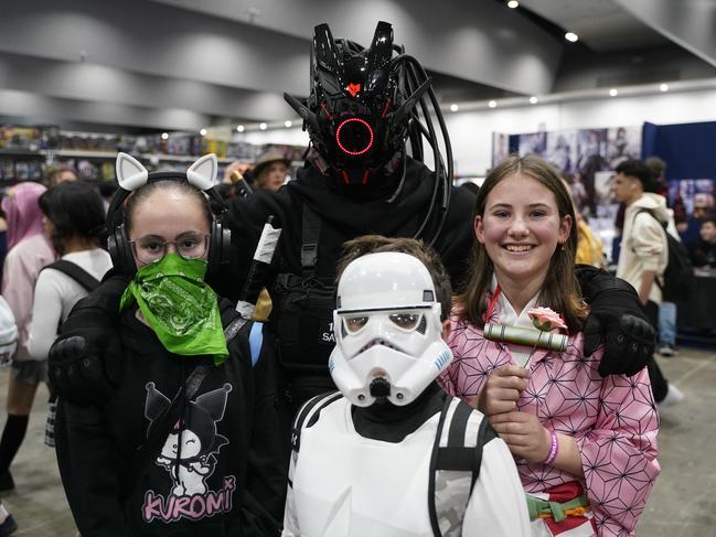 OZ Comic-Con Gallery. OZ comic at Melbourne Exhibition and Convention Centre. Suni, Albie, Maggie and Darren Pearce. Picture: Valeriu Campan