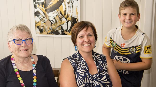 ( From left ) Jan Turner, Hayley Mason and Jim Turner. JDRF One Walk lunch after Josh Arnold performance at Urban Grounds. Picture: Nev Madsen. Sunday, 17th Nov, 2019.