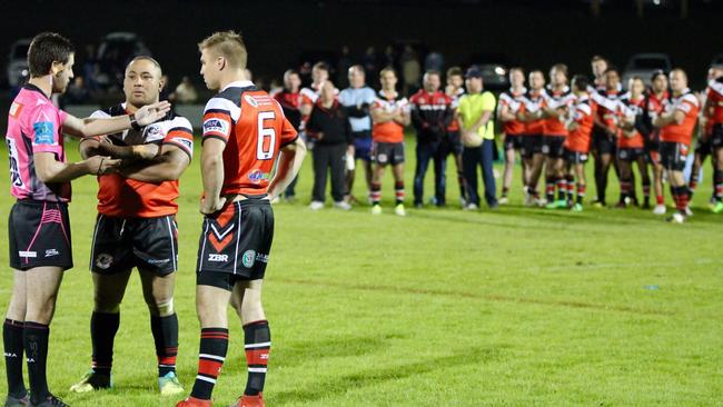 Oakdale player Manu Asoava, with Oakdale captain Brad Hopkins, speaking to the referee following the incident. Picture: Facebook