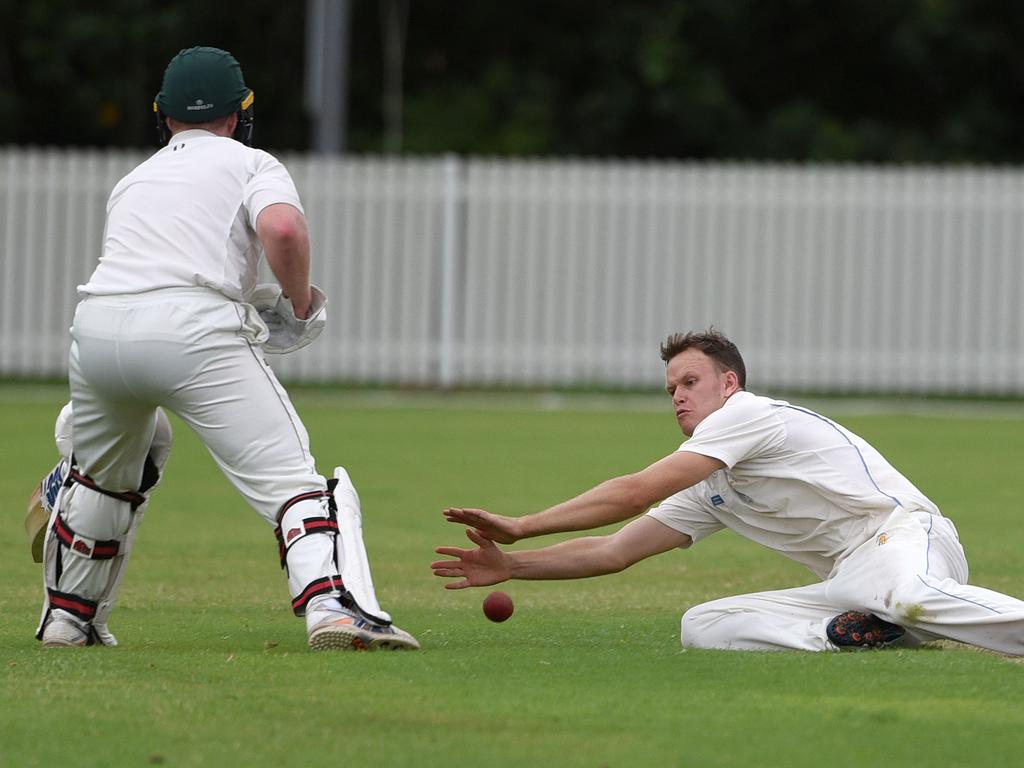 Queensland Premier Cricket - Gold Coast Dolphins vs. Wynnum-Manly at Bill Pippen Oval, Robina. Dolphins bowler Josh Kann. (Photo/Steve Holland)