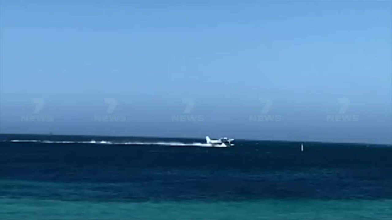 Horror moment plane crashes off Rottnest Island (7News)