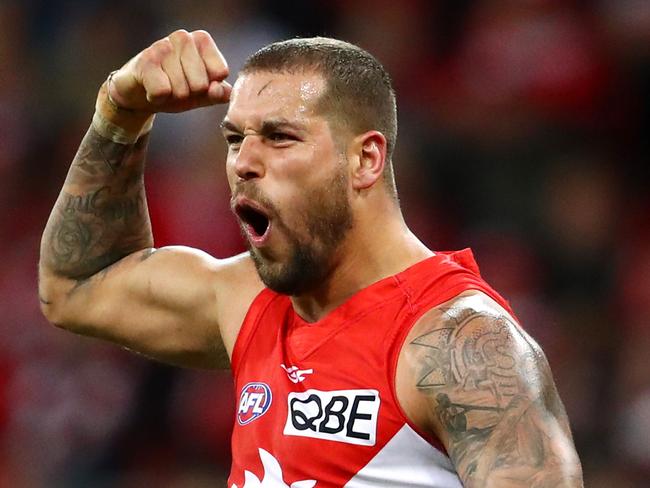 SYDNEY, AUSTRALIA - JULY 15:  Lance Franklin of the Swans celebrates kicking a goal during the round 17 AFL match between the Greater Western Sydney Giants and the Sydney Swans at Spotless Stadium on July 15, 2017 in Sydney, Australia.  (Photo by Cameron Spencer/AFL Media/Getty Images)