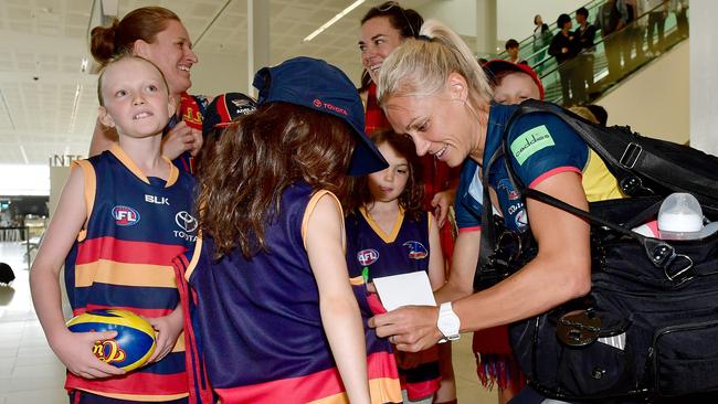 Inspirational ... Erin Phillips signs autographs for young fans at Adelaide Oval. Picture: Keryn Stevens