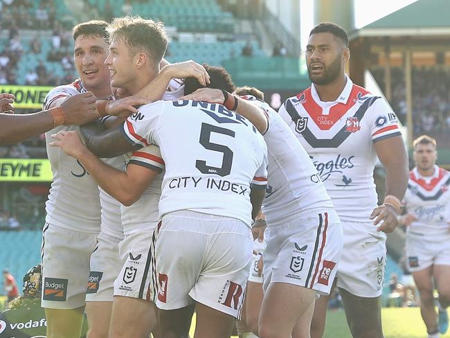 SYDNEY, AUSTRALIA - APRIL 17: Sam Walker of the Roosters scores a try during the round 6 NRL match between the Sydney Roosters and the Warriors at Sydney Cricket Ground, on April 17, 2022, in Sydney, Australia. (Photo by Cameron Spencer/Getty Images)