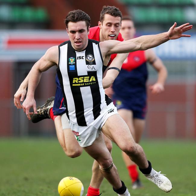 Football. Tasmanian State League. North Hobart V Glenorchy. Ben Kamaric Glenorchy and Matthew Yates North Hobart. Picture: NIKKI DAVIS-JONES