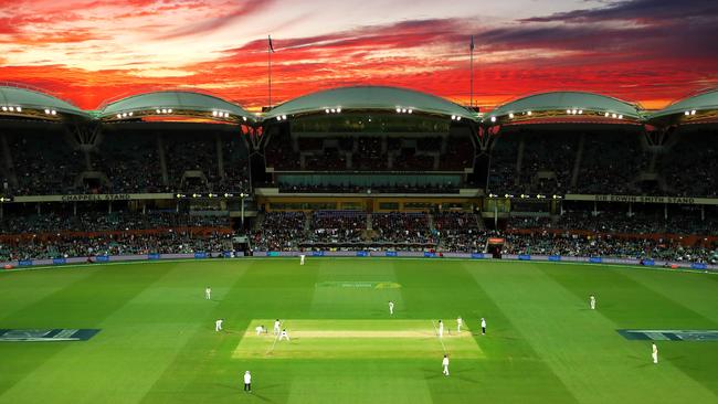 ADELAIDE, AUSTRALIA - DECEMBER 05:  A general view at sunset during day four of the Second Test match during the 2017/18 Ashes Series between Australia and England at Adelaide Oval on December 5, 2017 in Adelaide, Australia.  (Photo by Cameron Spencer/Getty Images) ***BESTPIX***