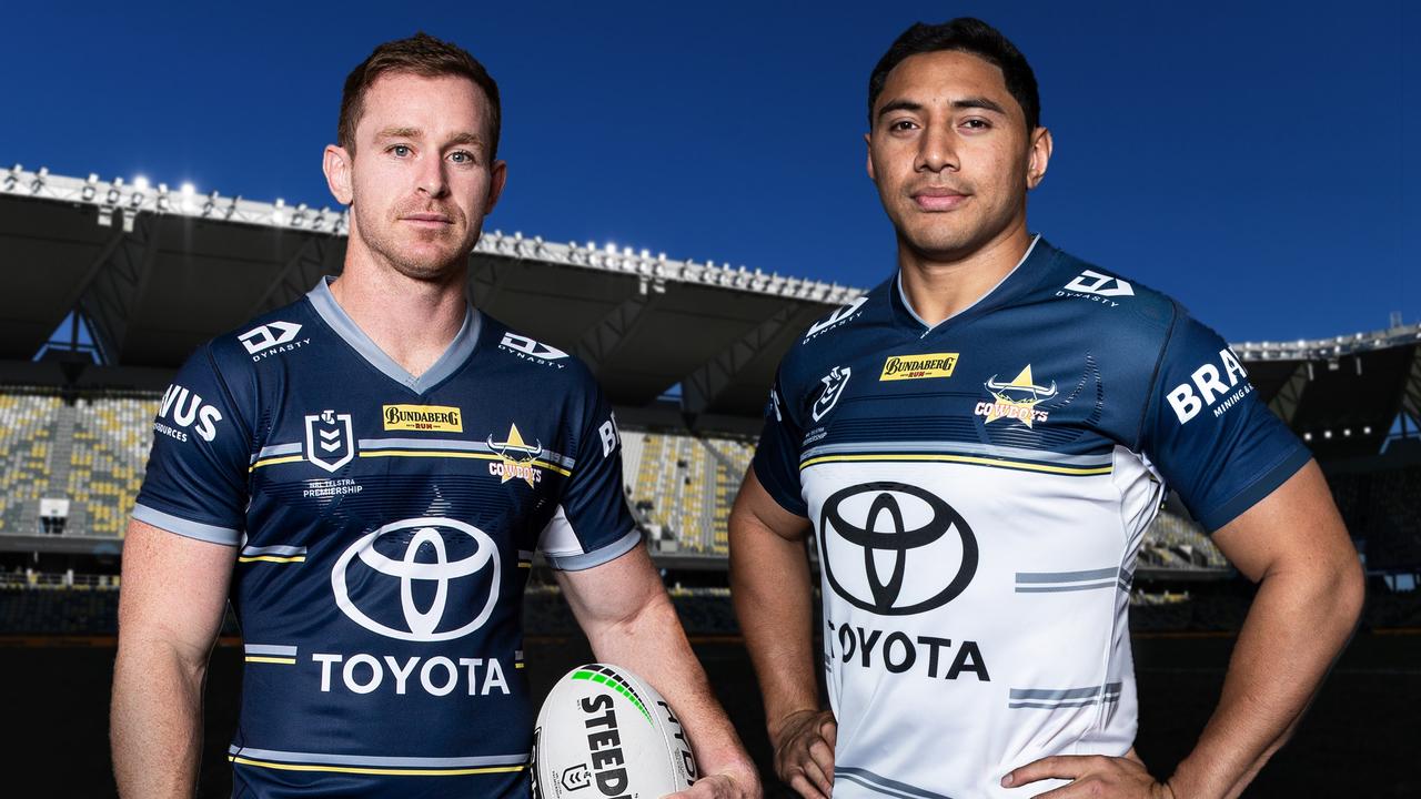 25 Official 2019 North Queensland Cowboys NRL jersey signed by squad