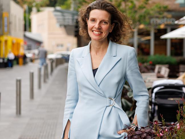 Daily Telegraph. 01, April, 2025.Wentworth Independent MP, Allegra Spender, in Double Bay, today.Picture: Justin Lloyd.