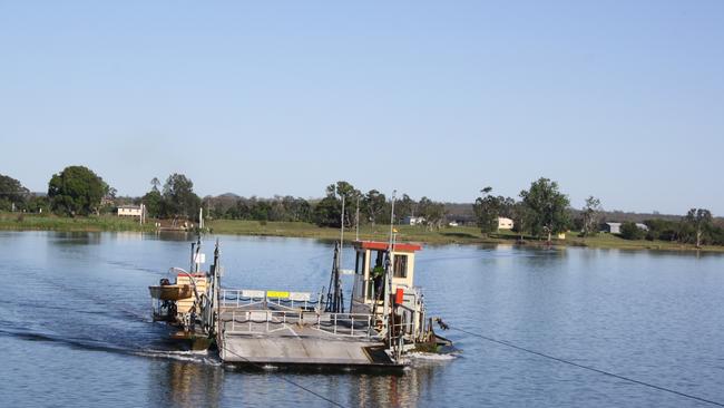 The Ulmarra Ferry in the Clarence River