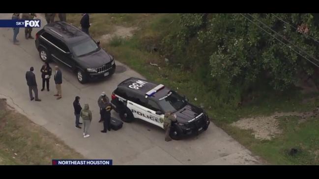 Gunfire erupts in Houston neighborhood