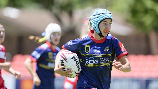 Hayley Wainwright in action for the Western Clydesdales Harvey Norman under-17s against Wide Bay Bulls earlier this season. Picture: Kevin Farmer