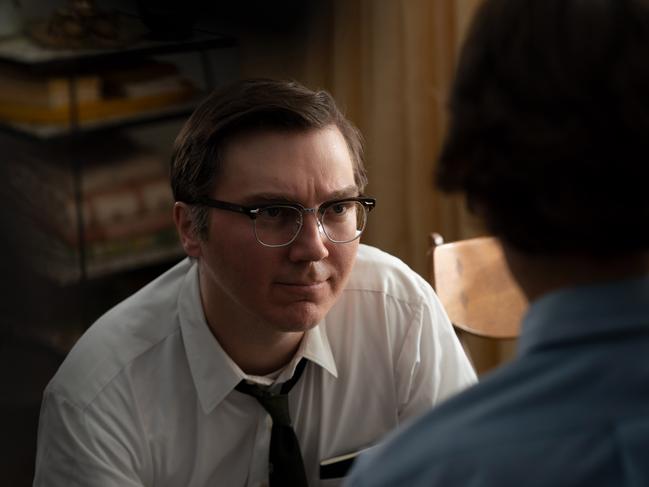 (from left) Burt Fabelman (Paul Dano) and Sammy Fabelman (Gabriel LaBelle, back to camera) in The Fabelmans, co-written, produced and directed by Steven Spielberg.
