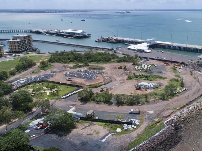 Construction at the Westin Luxury Hotel site on the waterfront of Darwin's harbour has apparently stalled. Picture: Che Chorley