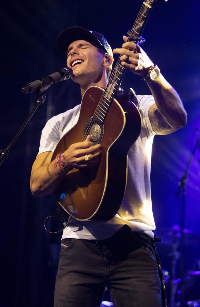 Country singer Granger Smith quitting music after son’s death | The ...