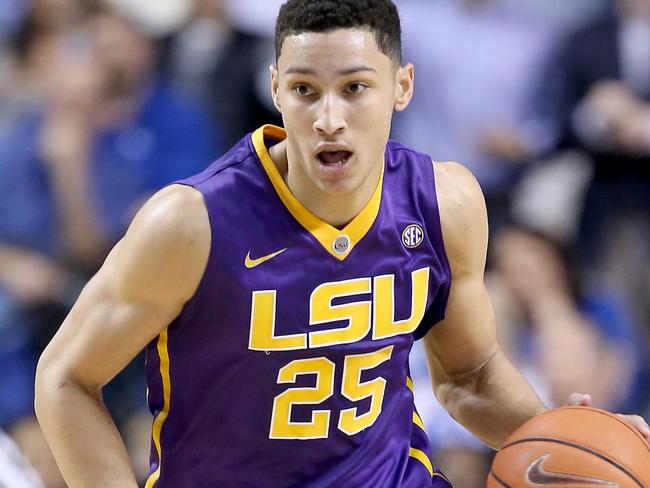 LEXINGTON, KY - MARCH 05: Ben Simmons #25 of the LSU Tigers dribbles the ball in the game against the Kentucky Wildcats at Rupp Arena on March 5, 2016 in Lexington, Kentucky. (Photo by Andy Lyons/Getty Images)