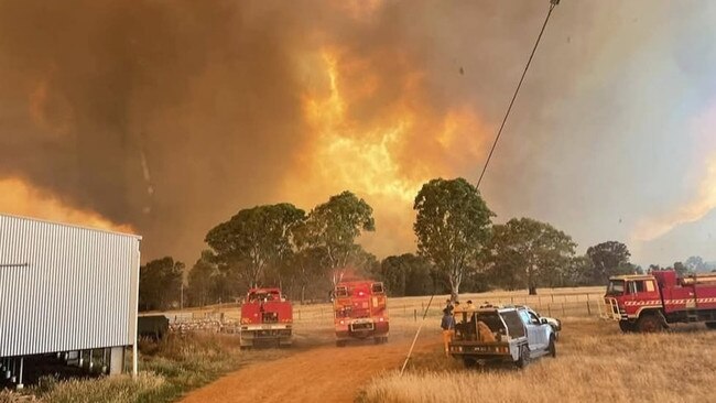 Volunteers, like those fighting this week’s Grampians fire, say they are being offered a pittance by the Allan Government to offset the cost of its $1.6 billion ESV Fund.