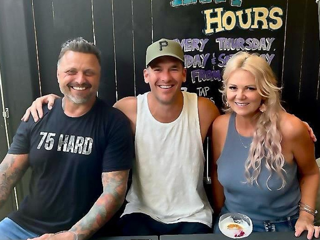 Timothy and Andrea enjoy a day out with fellow MAFS star Jono.