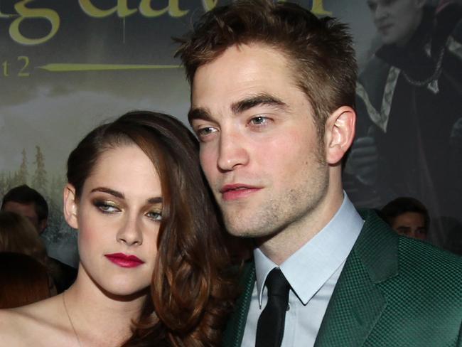 Stewart spills on Twilight co-star romance