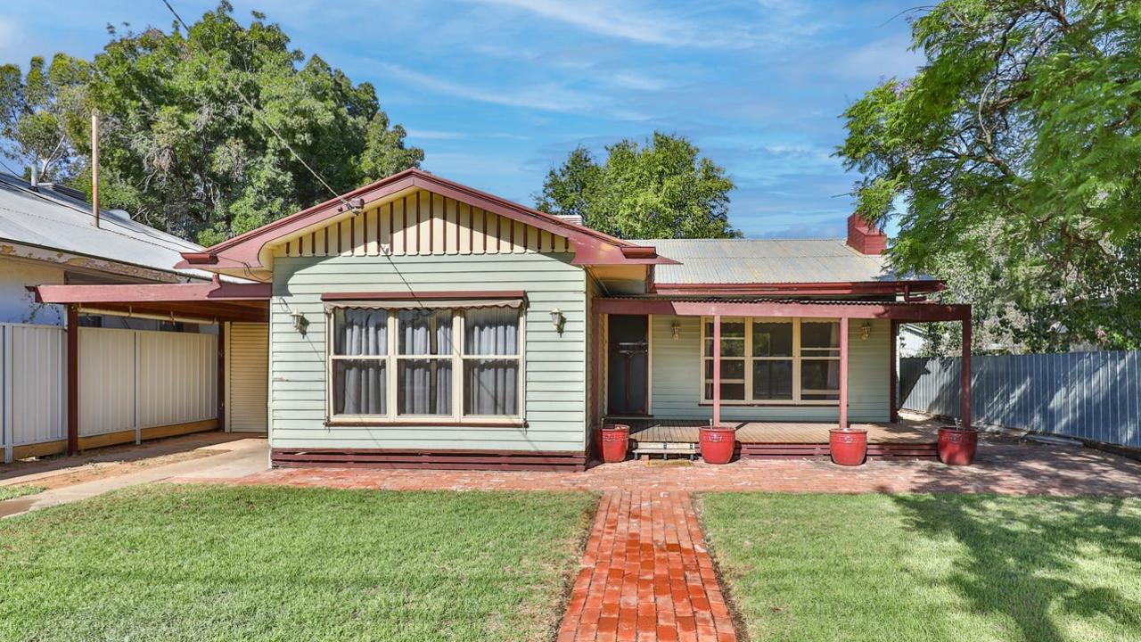 The four-bedroom house at 279 Eleventh St, Mildura, can be leased for $500 a week.