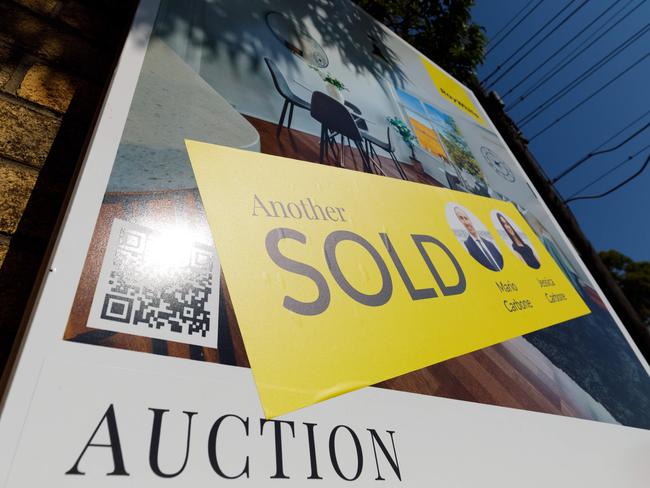 SYDNEY, AUSTRALIA - NewsWire Photos SEPTEMBER 14 2023. Generic housing & real estate house generics. Pic shows a sold sign for an apartment which went to auction in Drummoyne. Picture: NCA NewsWire / Max Mason-Hubers