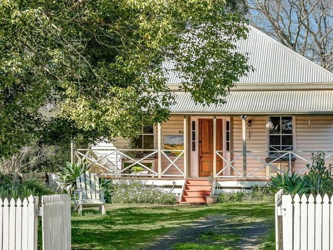 20 Phillip St, East Toowoomba, is for sale.