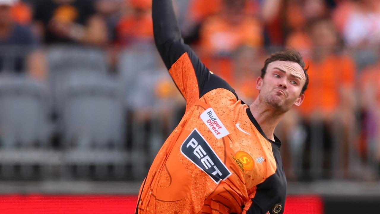 Ashton Turner of the Scorchers. Photo by James Worsfold/Getty Images