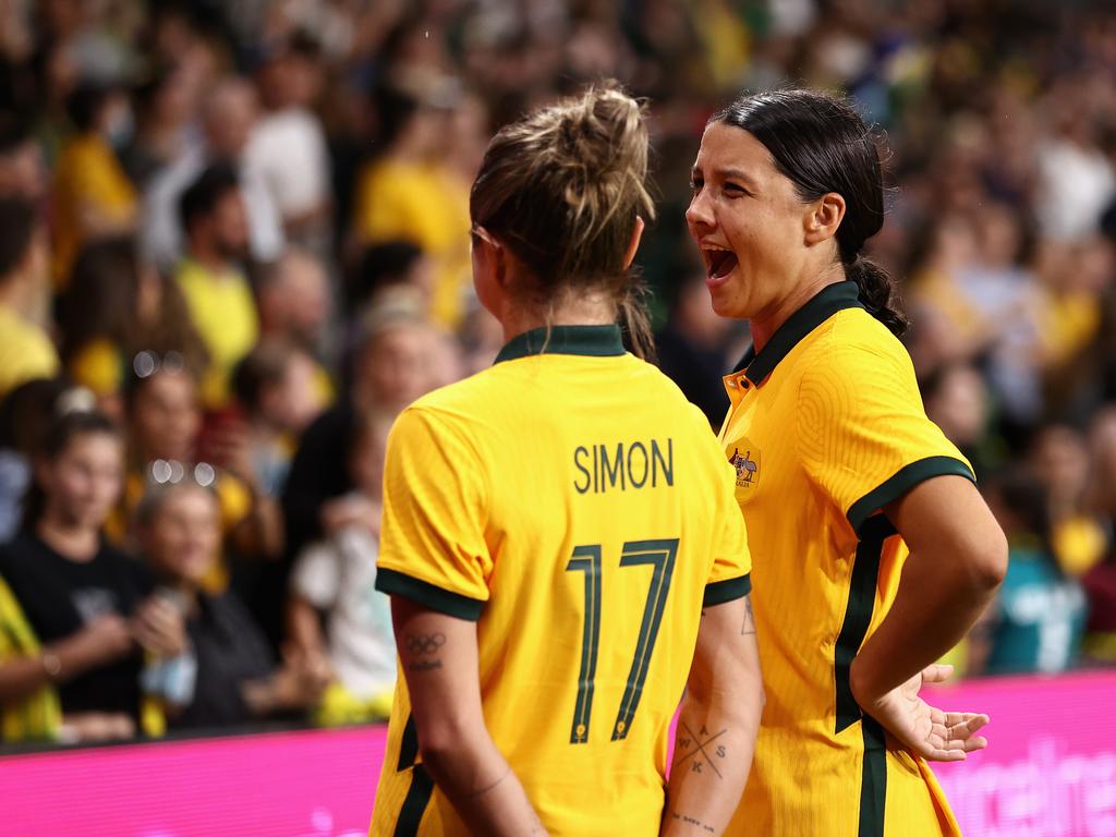 sam-kerr-kyah-simon-column-matilda-teammates-chelsea-star-fwa