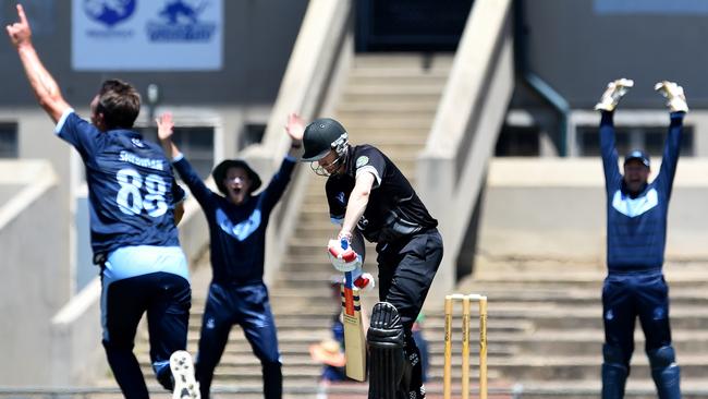 Will Sheridan appeals for the wicket of Justin Lampard. Picture: Steve Tanner