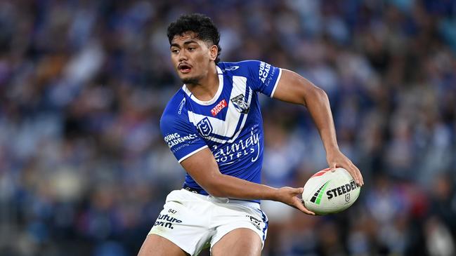 Karl Oloapu has been released by the Bulldogs.