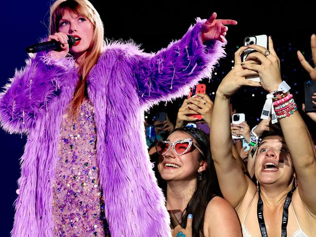 Taylor Swift will meet her legion of Melbourne fans when she performs at the MCG later this month.