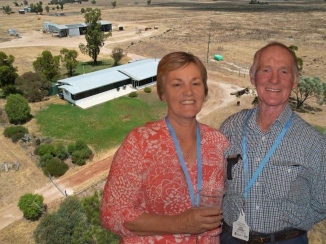 A large farm of Maree and Mervyn Schwarz has sold.