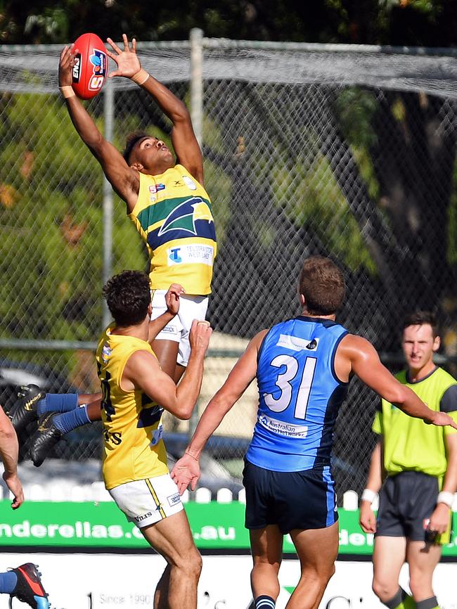 Eagles’ Kysaiah Pickett attempts a high flying mark. Picture: Tom Huntley